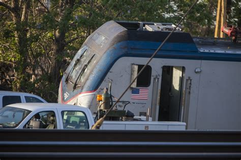 Horrific Photos Show Scene Of Deadly Amtrak Crash Huffpost