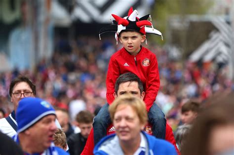 Sunderland Fans At Wembley Picture Special Chronicle Live