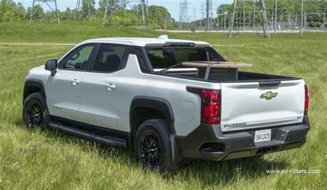 2025 Chevy Silverado specs, price, and Release Date - Ev-riders