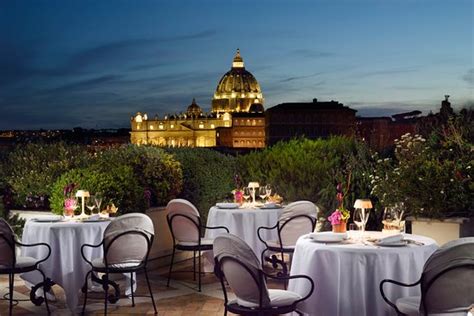 Ristorante Les Etoiles Roof Garden in Roma con cucina Altre cucine ...