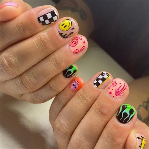 Smiley Face Manicure Trend Inspiration And Ideas Beauty Crew