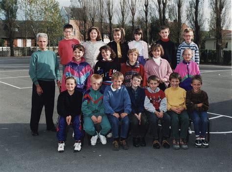 Photo De Classe CM1 De 1994 Ecole Du Bosquet Du Vieux Moulin Copains