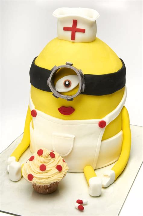 minion nurse cake | Nursing cake, Minions, Cake