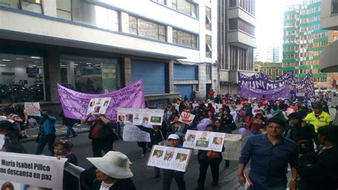 Bolivia Nutrida MovilizaciÓn Por El 25n Las Mujeres Se Organizaron