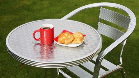 12 Heavy Duty Lawn Chairs That'll Add Style Your Backyard