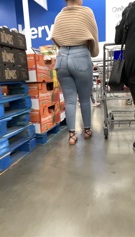 Thick Ghetto Latina Brat With Ass Thighs Tight Jeans Forum