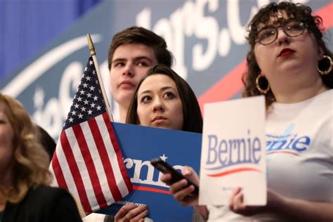 Sanders lidera primaria demócrata en New Hampshire en mala noche para Biden