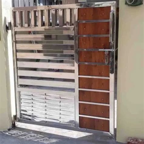 25mm Residential Stainless Steel Hinged Main Gate For Home At Rs 1200