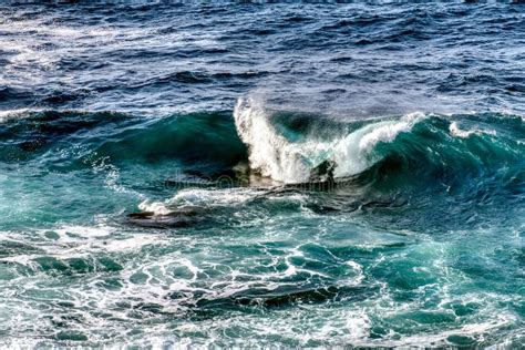 Mar Con Olas Olas En El Oc Ano Tormentoso Olas Oce Nicas Tormentosas