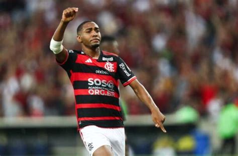 Lorran Se Destaca No Momento Em Que O Flamengo Precisava Dele Veja Os