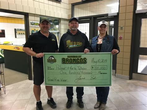 Humboldt Broncos Present Cheques To Lottery Of Cash Winners