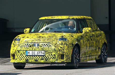 2025 Mini Cooper 5 Door Hits The Streets With An Evolutionary Design