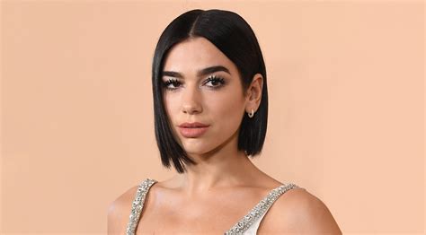 Ysl Beauté Sceglie Dua Lipa