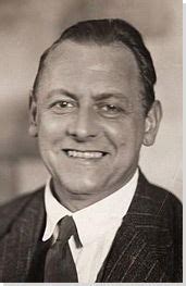 kurt schwitters art bio ideas theartstory