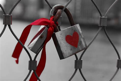 Safety Heart Positive Emotion Padlock Tumblr Barrier Netherlands