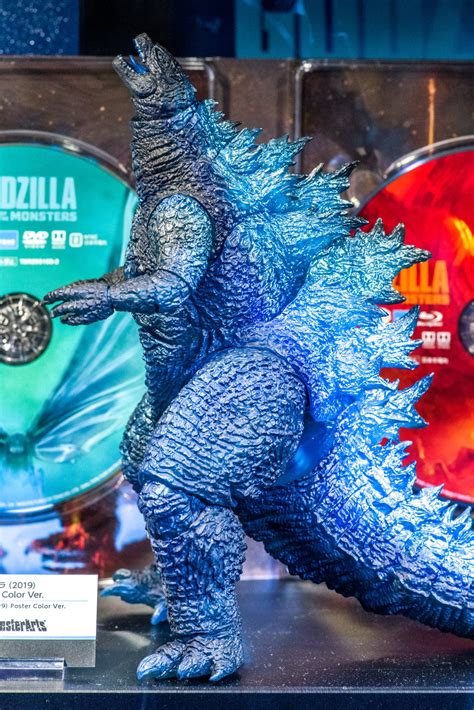 Monsterarts Godzilla 2019 Poster Version With Japanese 4k 51 Off