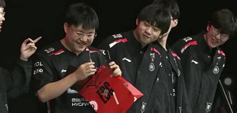 Lpl Fanclub On Twitter Just Look At Him Lpl Edgwin