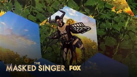 The Clues Bee Season 1 Ep 2 The Masked Singer Youtube