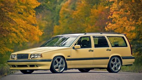 Car Legends: Volvo 850 T5 R | Vehiclejar Blog