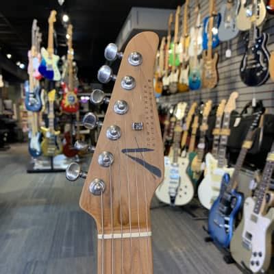 Tom Anderson Icon Classic 2022 Translucent Blonde W Dark Reverb