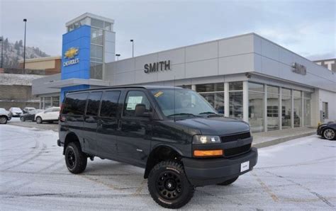 Off Road Rv Chevy Express Vanz 4x4 Van Chevy Van Cool Vans Custom