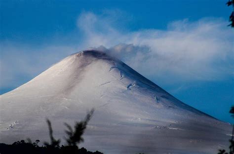 Volcán Villarrica vuelve a registrar sismo de largo periodo y