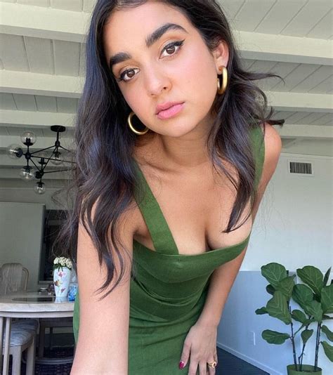 Chi Geraldine Viswanathan Wiki Et Etnia Patrimonio Hot Sex Picture