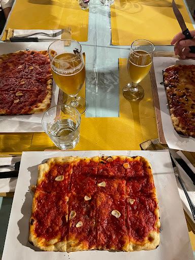 Ristorante Pizzeria Rosticceria Tre Archi Di Frassini S In