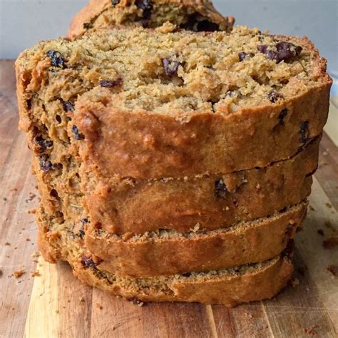 Cinnamon Raisin Banana Bread