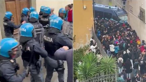 Manganellate Agli Studenti A Pisa Trenta Presidi Liguri Scrivono Alla