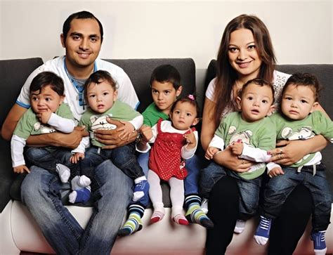 Incredible Miracle 23 Year Old Woman Gives Birth To Rare Quintuplets