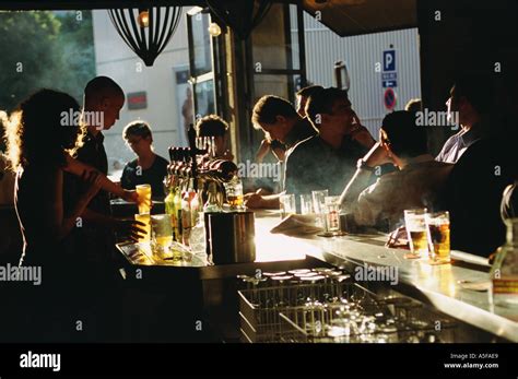 Busy Bar Scene Montparnasse Paris France Cafe France Beer Customer