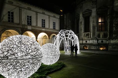 Pavia Il Broletto Si Accende Di Magia Per Natale Zenone