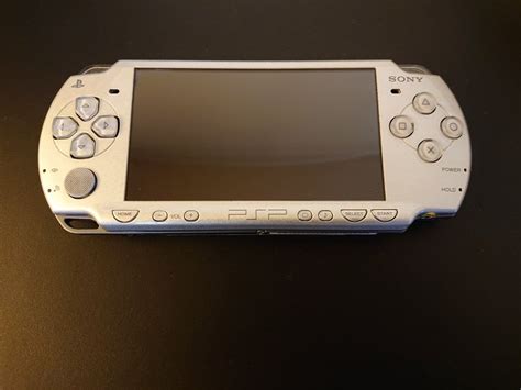 Sony Playstation Portable PSP Konsole 2004 Silber 2GB Kaufen