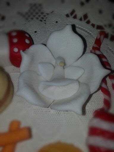 Flor Del Espiritu Santo Gum Paste Flower