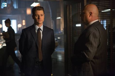 Gotham S02e06 By Fire Promo E Sneak Peek Subita E Foto Lost In