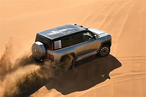 Yangwang U8 review – we drive the world's most powerful SUV | What Car?