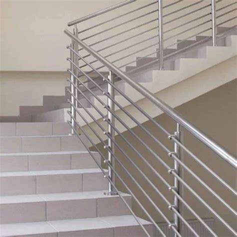 316 Stainless Steel Polished Stairs Railing At 760 Running Feet In