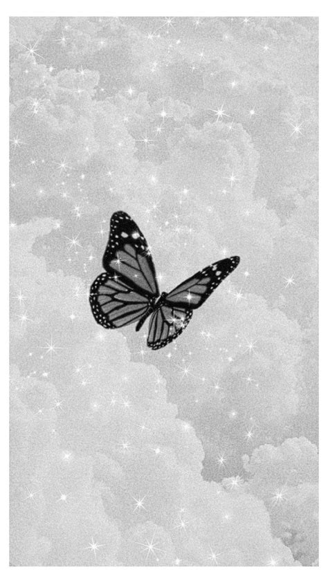 √ White Aesthetic Wallpaper