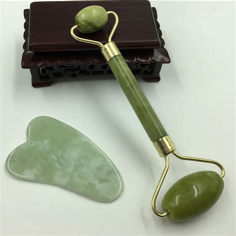 Rodillo Y Piedra Gua Sha De Jade P Masajes Con Estuche Meses Sin