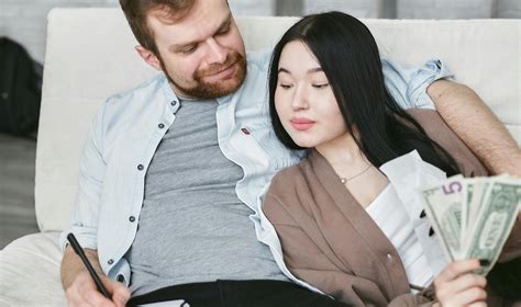 Money Is Affecting Our Sex Life Can Financial Intimacy Save It Betches