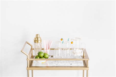 7 Bar Cart Styling Tips & Tricks | Havenly Blog | Havenly Interior ...