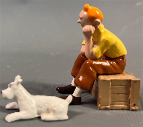 Tintin Figurine Moulinsart Tintin Sur La Caisse Et Milou