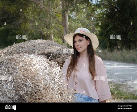 girl portrait in a farm Stock Photo - Alamy