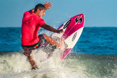 SPSurf Master 2023 Atleta Jair Oliveira Foto Erik Medalha Local Praia