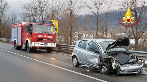 Incidente Stradale Chiusa Al Traffico La Statale 87 Sannitica L Eco