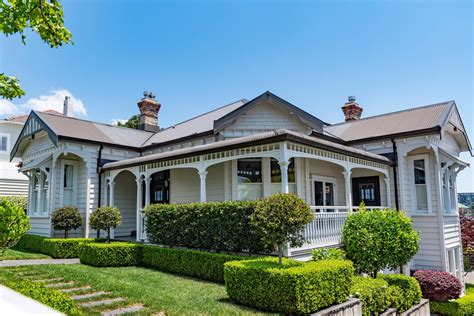 haines group  buy sell  move removal homes