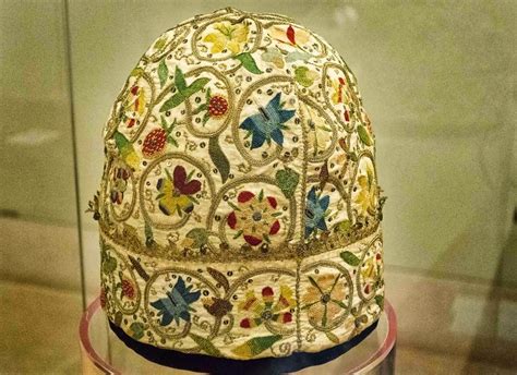 Th Century Gentleman S Cap Embroidery Kit By Alison Cole Ideas