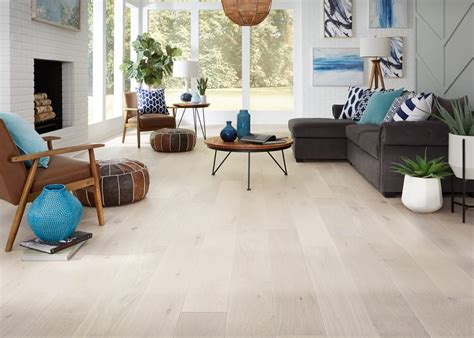 Bellawood Artisan 5/8 in. Barcelona White Oak Engineered Hardwood ...