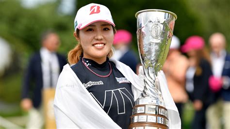 【ゴルフ 古江彩佳】後半怒涛の追い上げで逆転勝利！メジャー初優勝・エビアン選手権 芸能界トレンド研究所